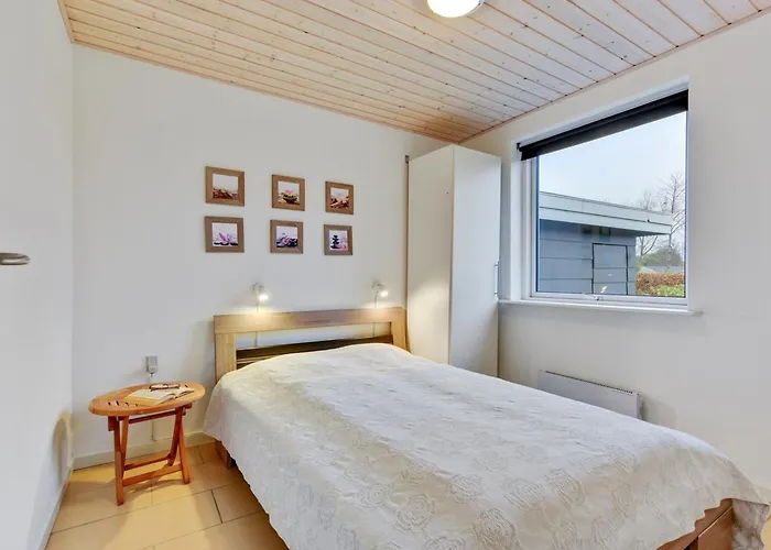 Holiday home Umen - 300m From The Sea By Interhome