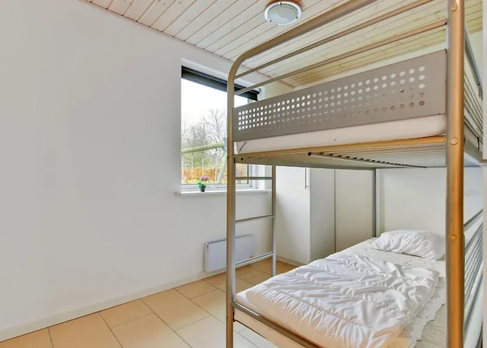 Umen - 300m From The Sea By Interhome *